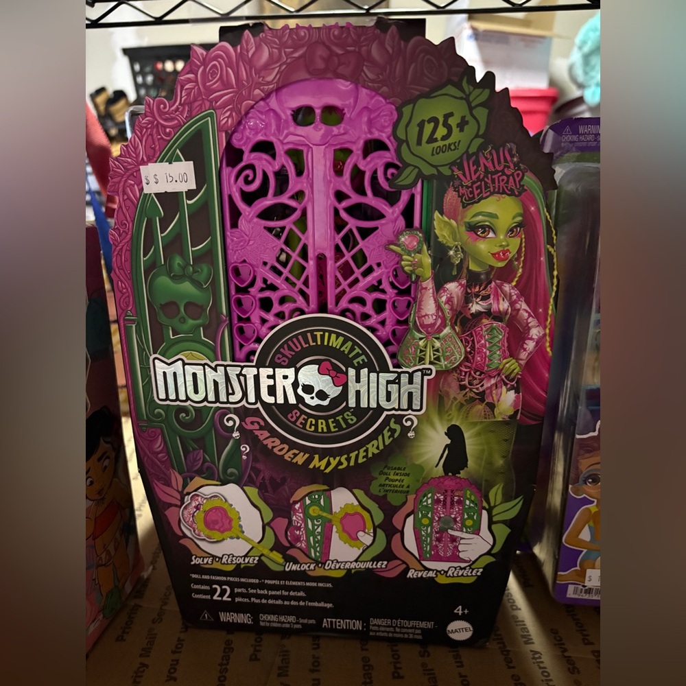 Nwt Monster High Garden Mysteries Playset